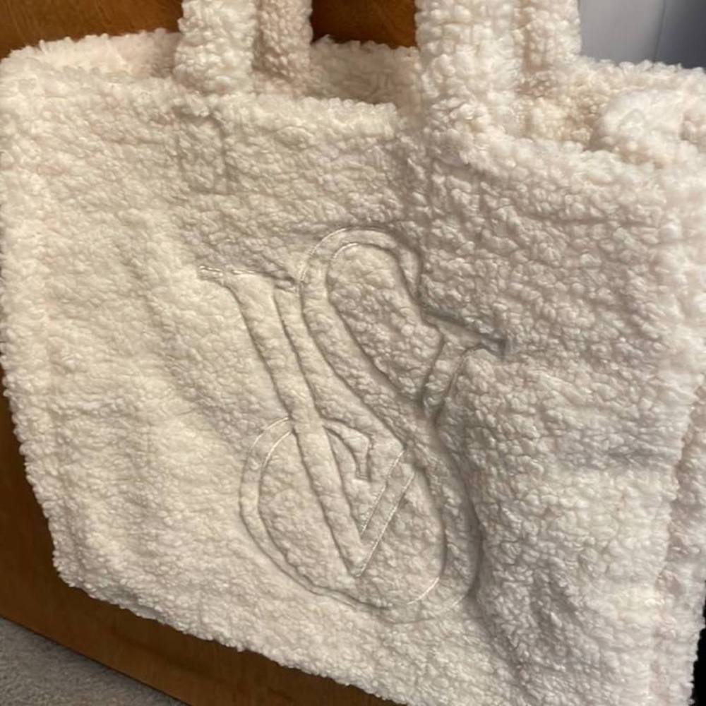 Victoria's Secret Off White Sherpa Tote Bag  16"X14" Weekend Bag Faux Fur